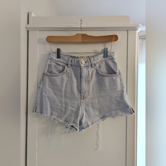 Zara High Rise Denim Shorts - Picture 1 of 3